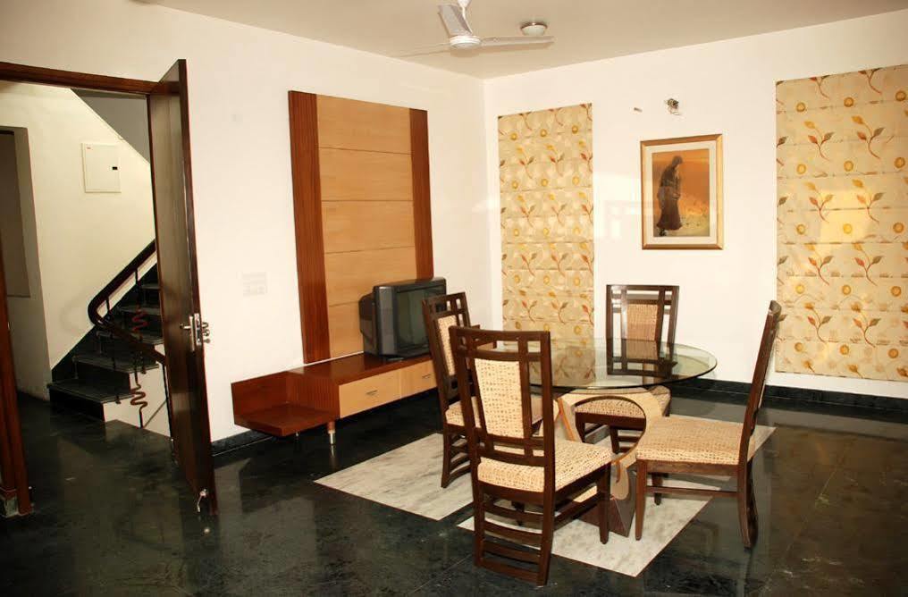 East End Retreat Bed and Breakfast New Delhi Buitenkant foto